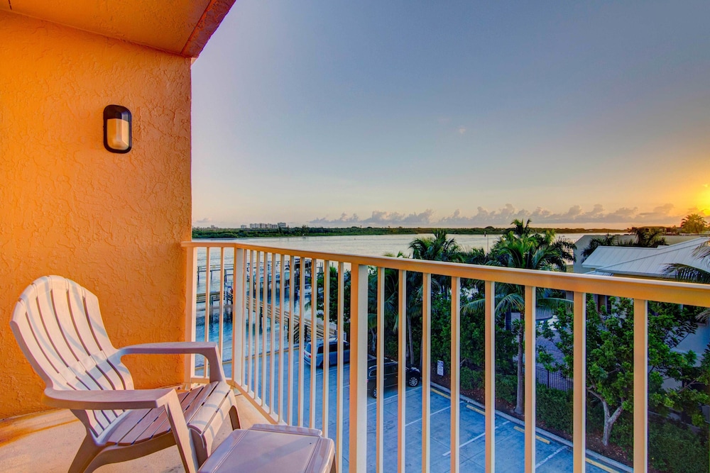 Hutchinson Island Hotel - photo 22