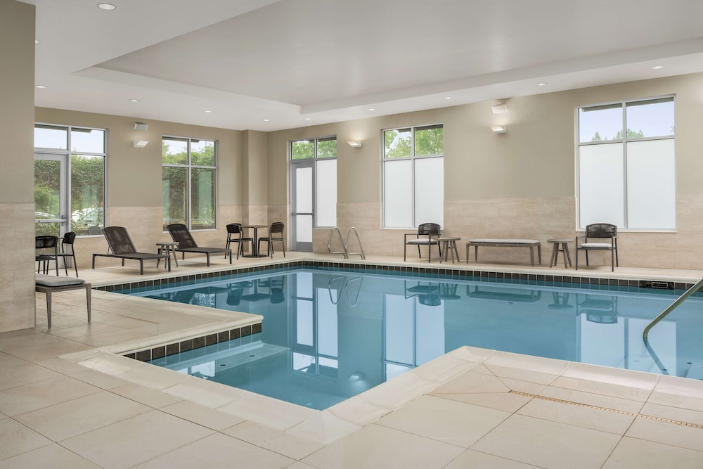 Embassy Suites Portland Hillsboro Oregon - photo 27