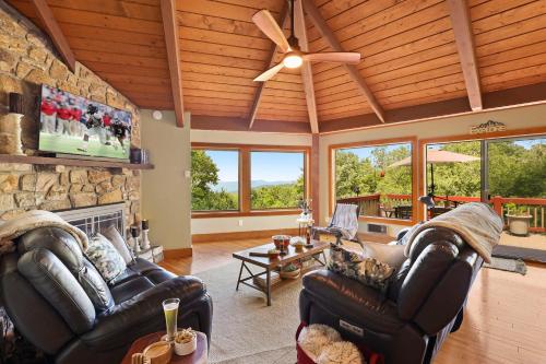 Beech Mountain Place - carbon neutral hotel in Unknown City