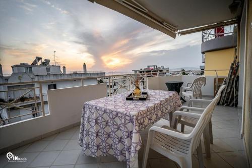 Hliana Premium Sky & Sunset View House in Glyfada — 4-Star Luxury Hotel in Glyfada, Greece