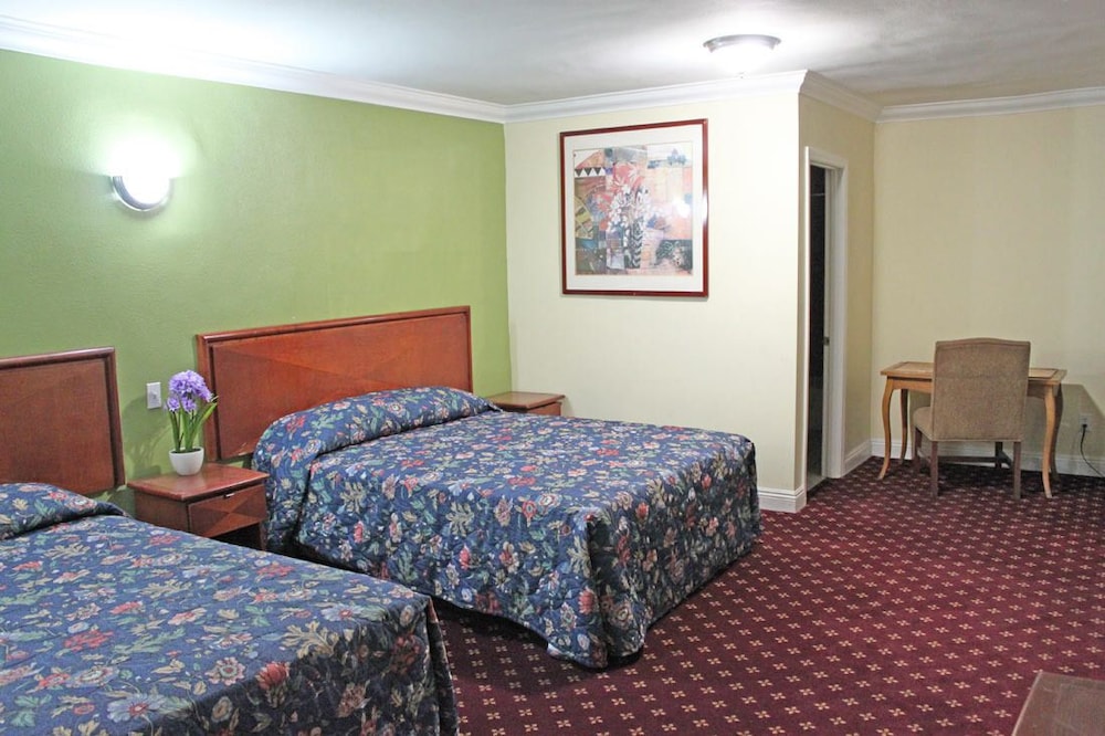 Royla Motel - photo 10