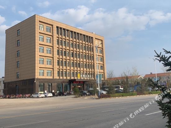 Juhui Hotel — hotel in Danzhu