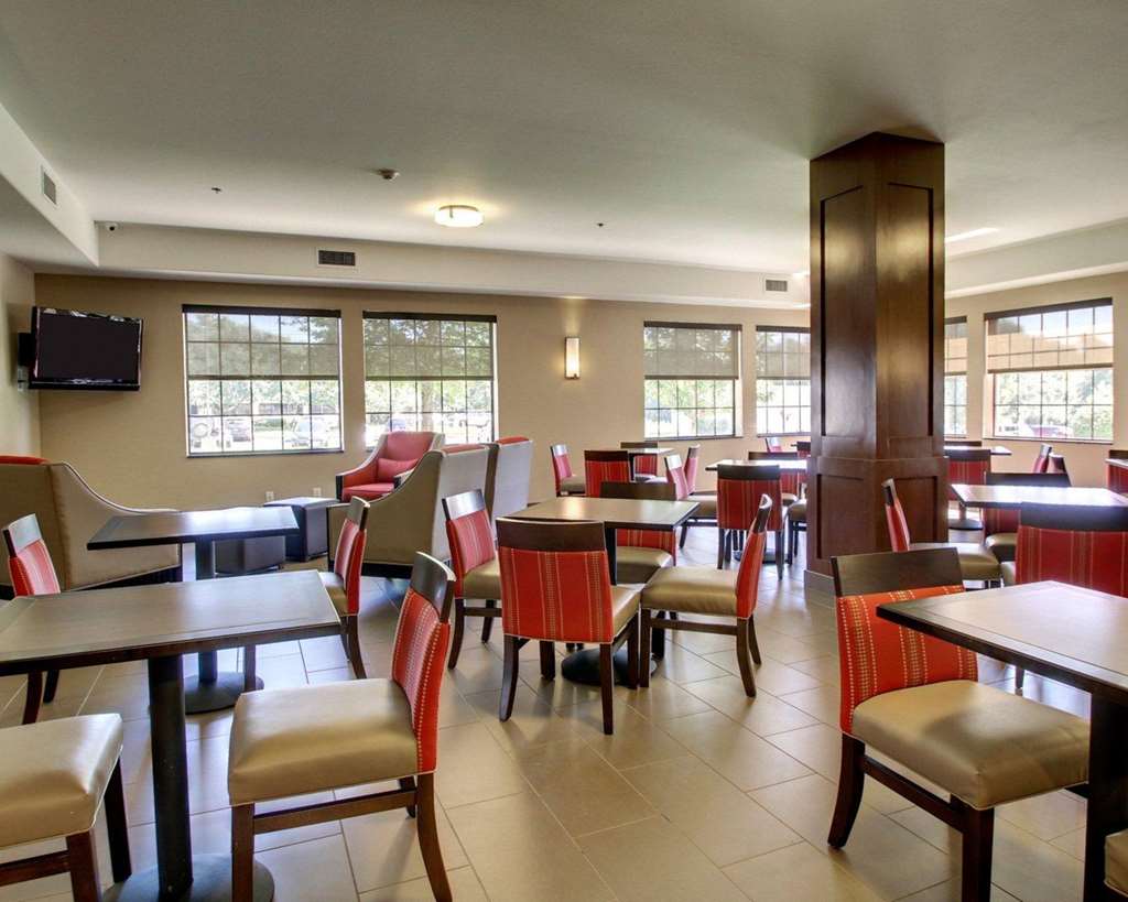 Comfort Suites Tyler South - photo 30