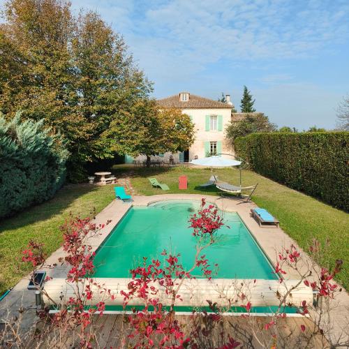 La Folie Mas Provencal Climatise Avec Piscine — Arles