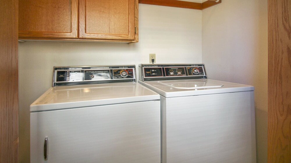 Fairway Village 32 - photo 17
