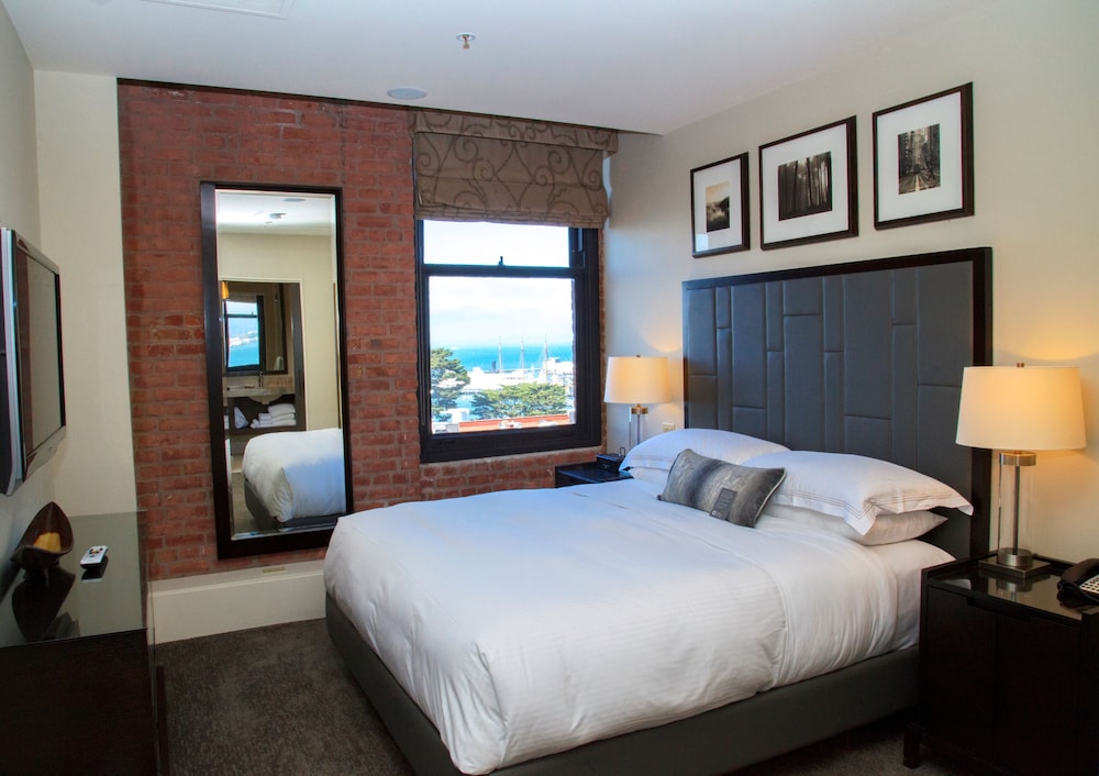 Fairmont Heritage Place Ghirardelli Square - photo 5