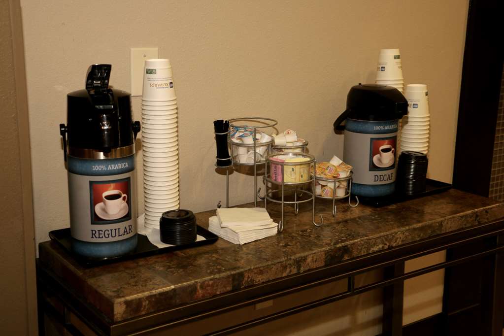 Best Western Plus Omaha Airport Inn - photo 36