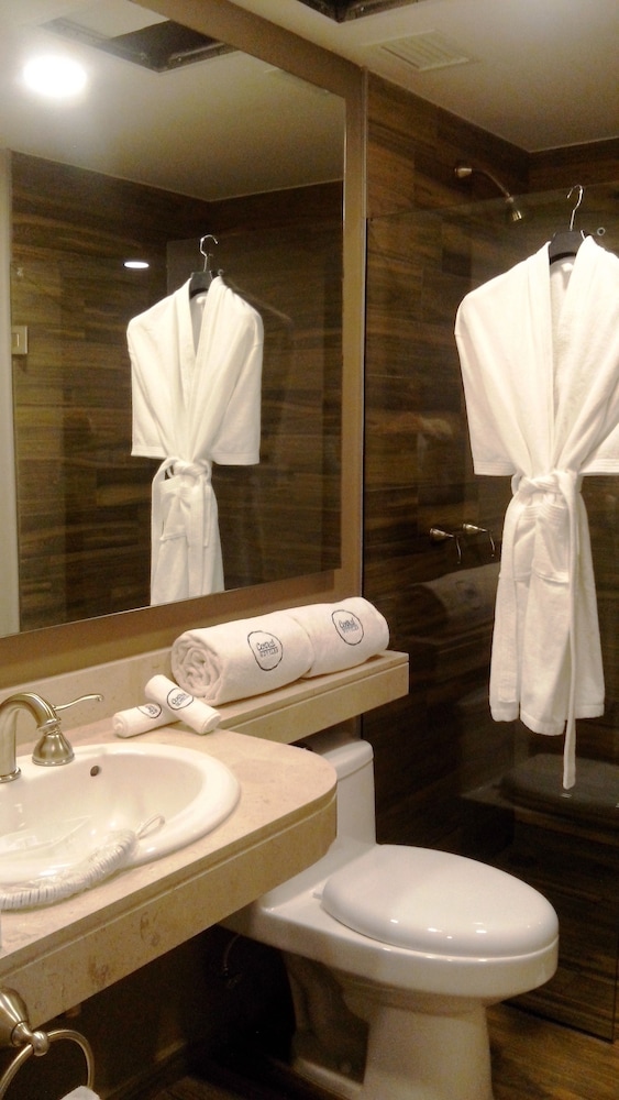 Bathroom amenities
