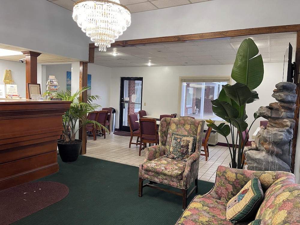 Hamilton Inn Jonesville NC - photo 2
