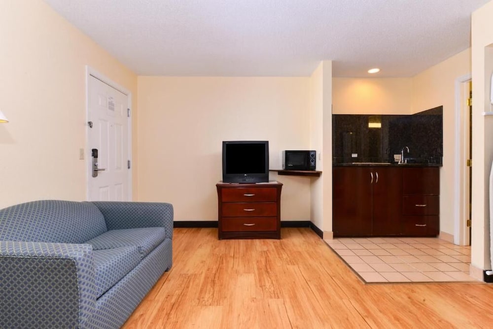 Tower Inn And Suites Of Guilford Madison - photo 21