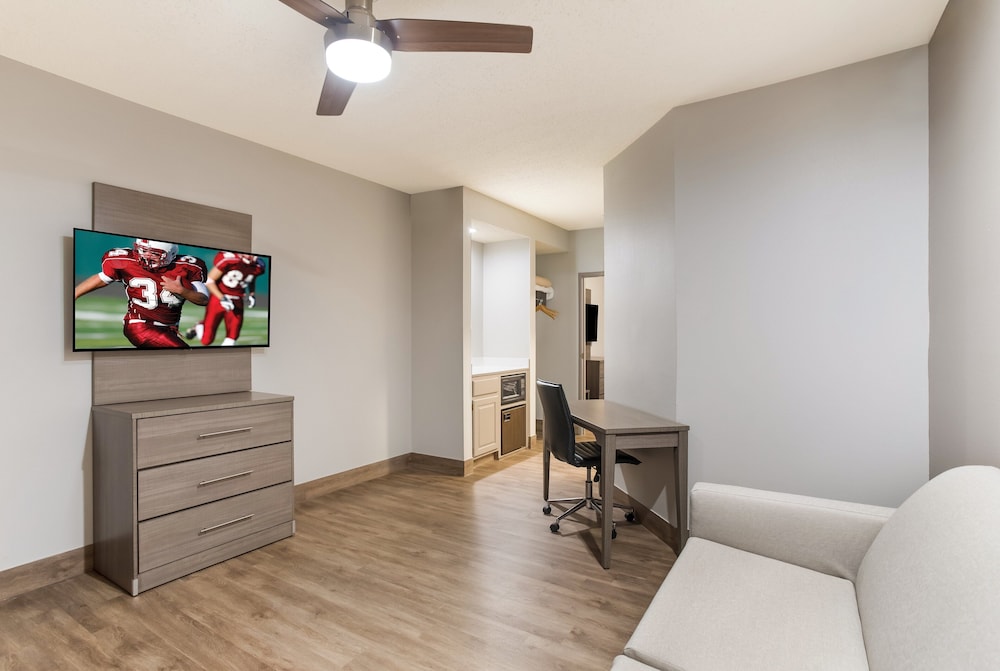 Red Roof Inn & Suites Corbin - photo 15