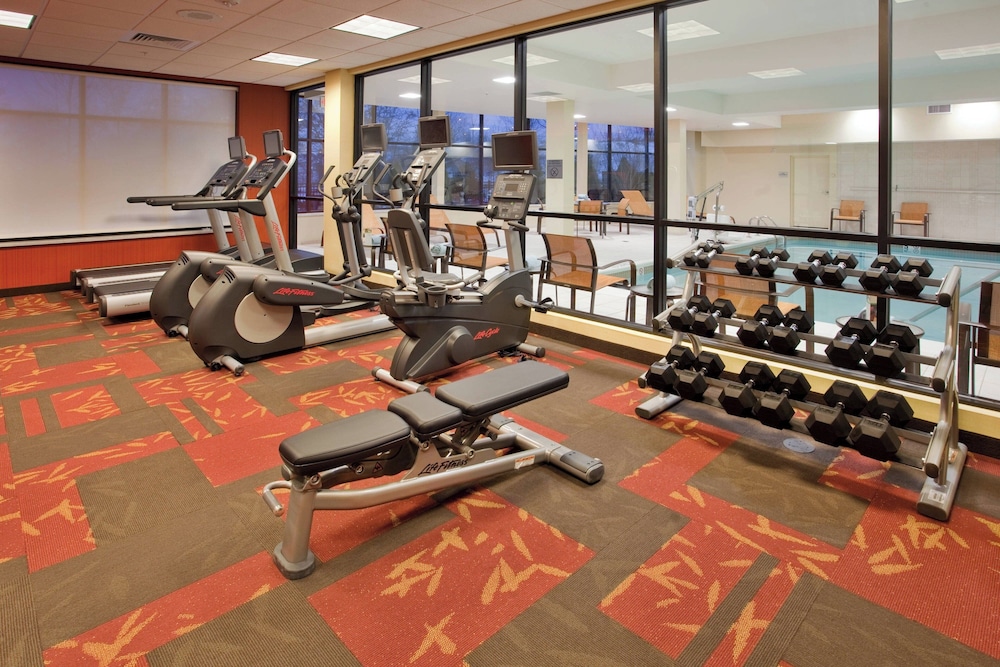 Courtyard by Marriott Pittsburgh North Cranberry Woods - photo 18