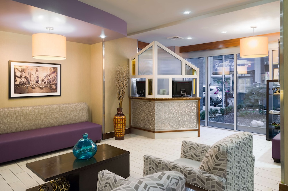 Hampton Inn Madison Square Garden Area Hotel - photo 3