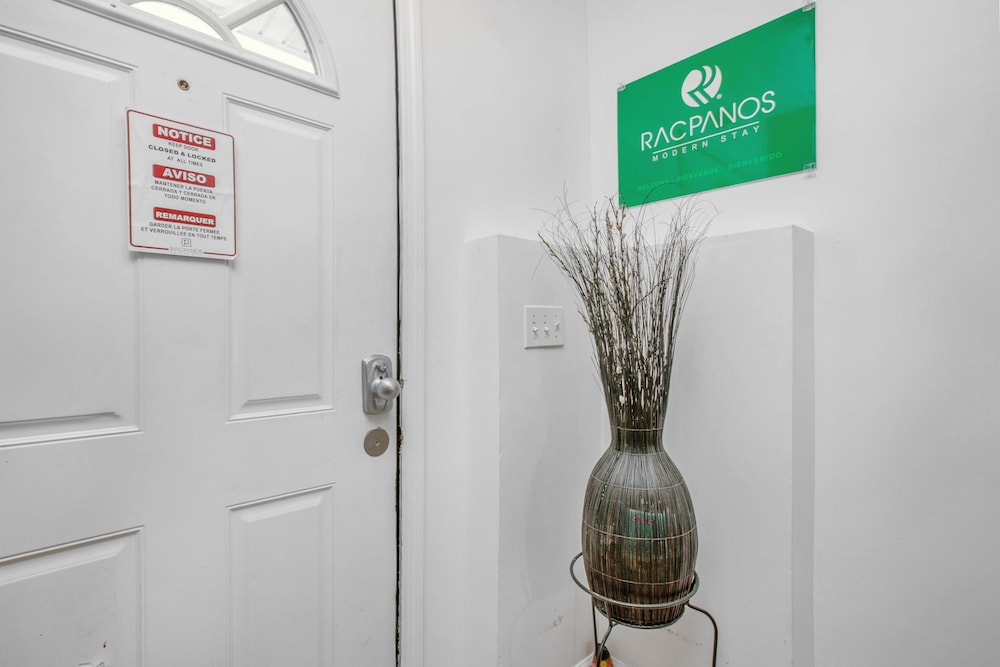 Racpanos Modern Stay on Forrest Street - photo 9