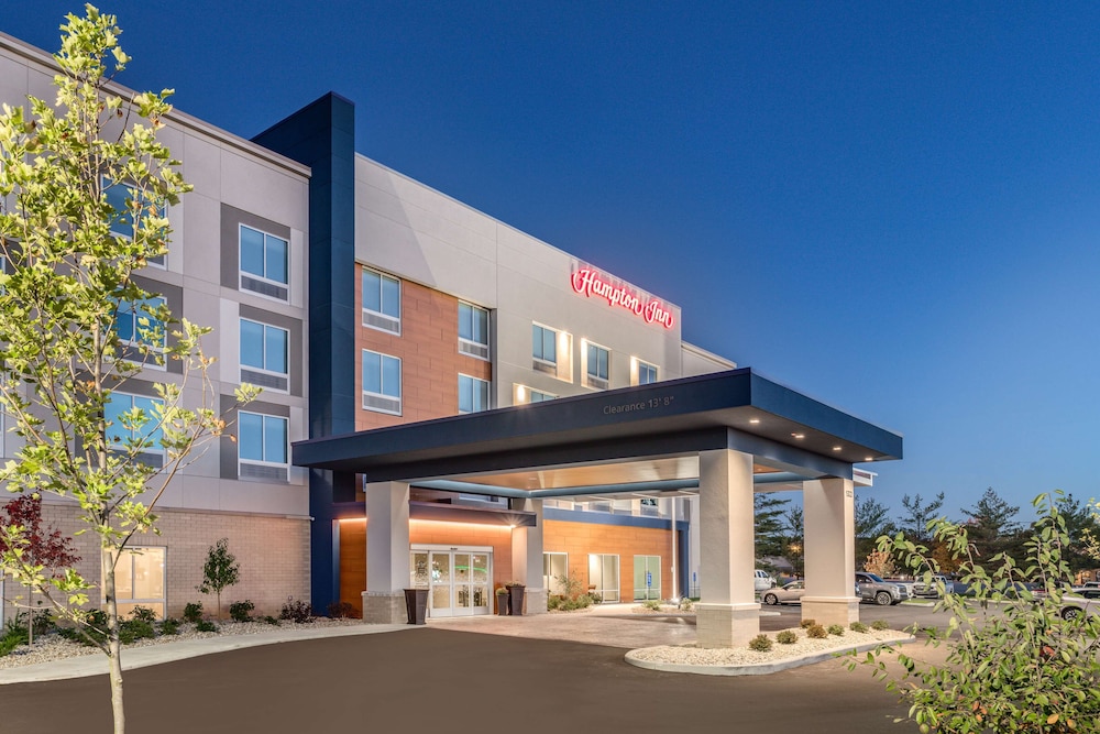 Hampton Inn by Hilton Bedford - photo 2