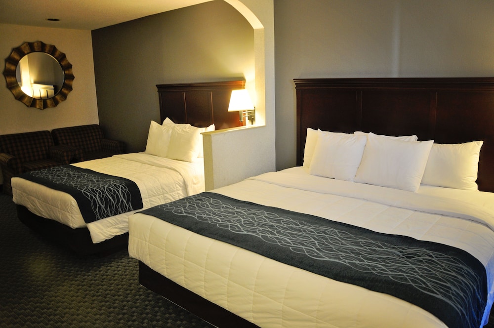 Dunes Express Inn & Suites - photo 13