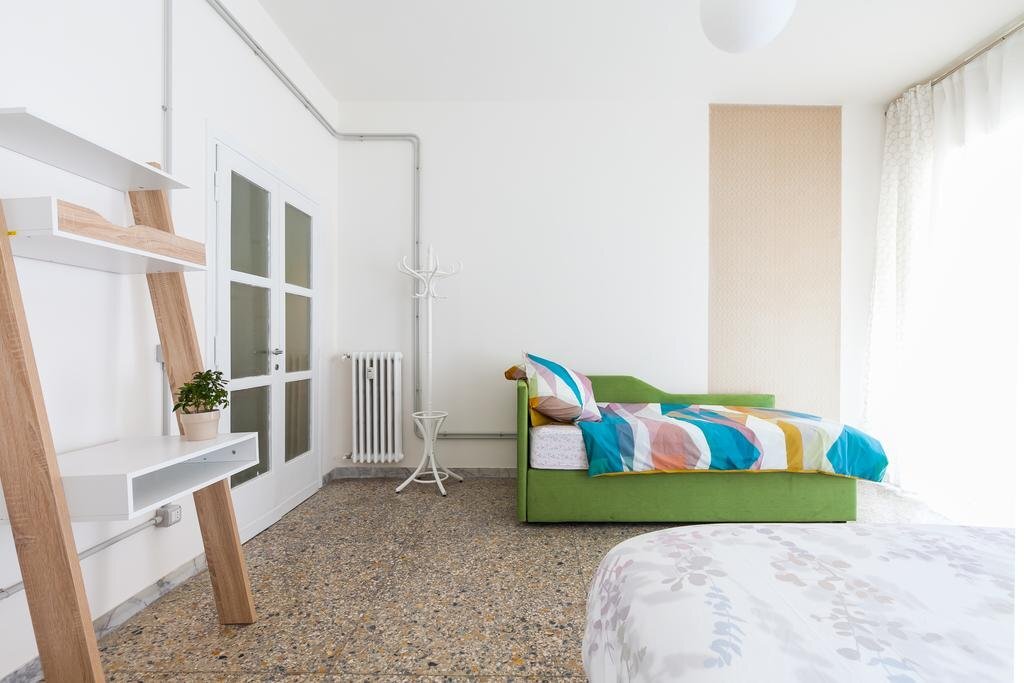 Vino e Vinili - carbon neutral hotel in Rome