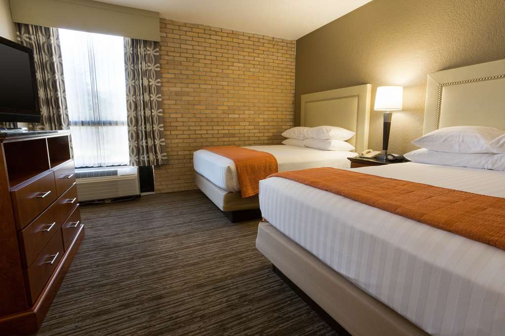 Drury Inn & Suites Austin North - photo 13