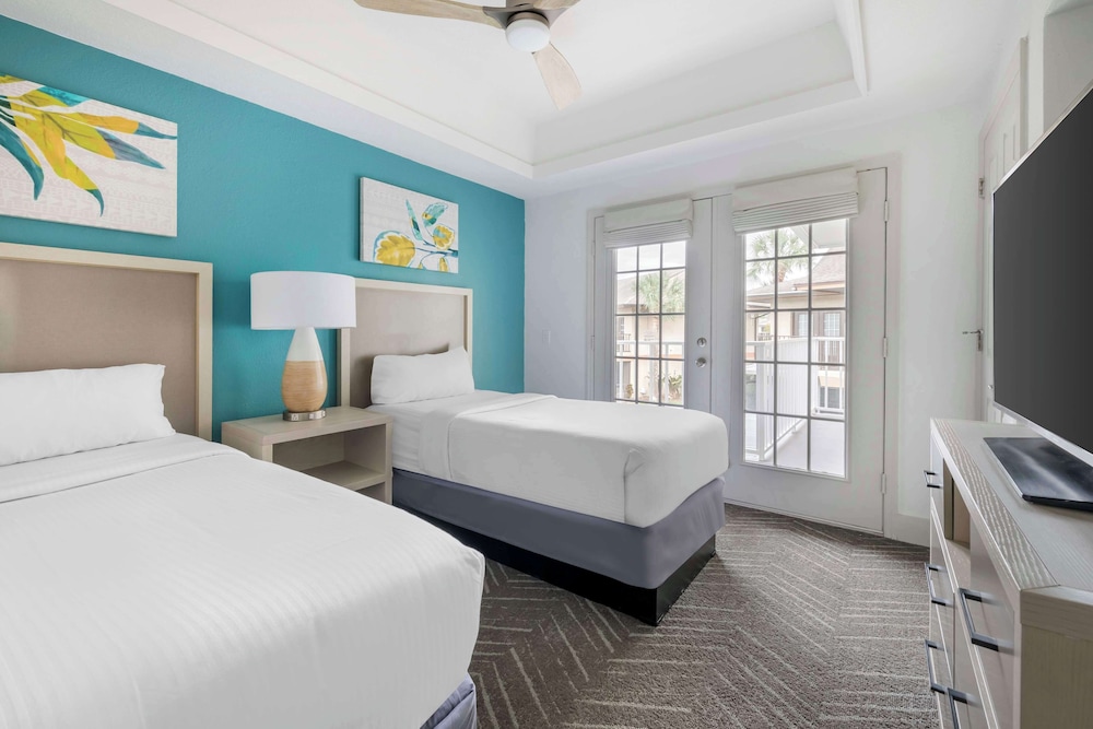 Hilton Vacation Club Aqua Sol Orlando West - photo 10