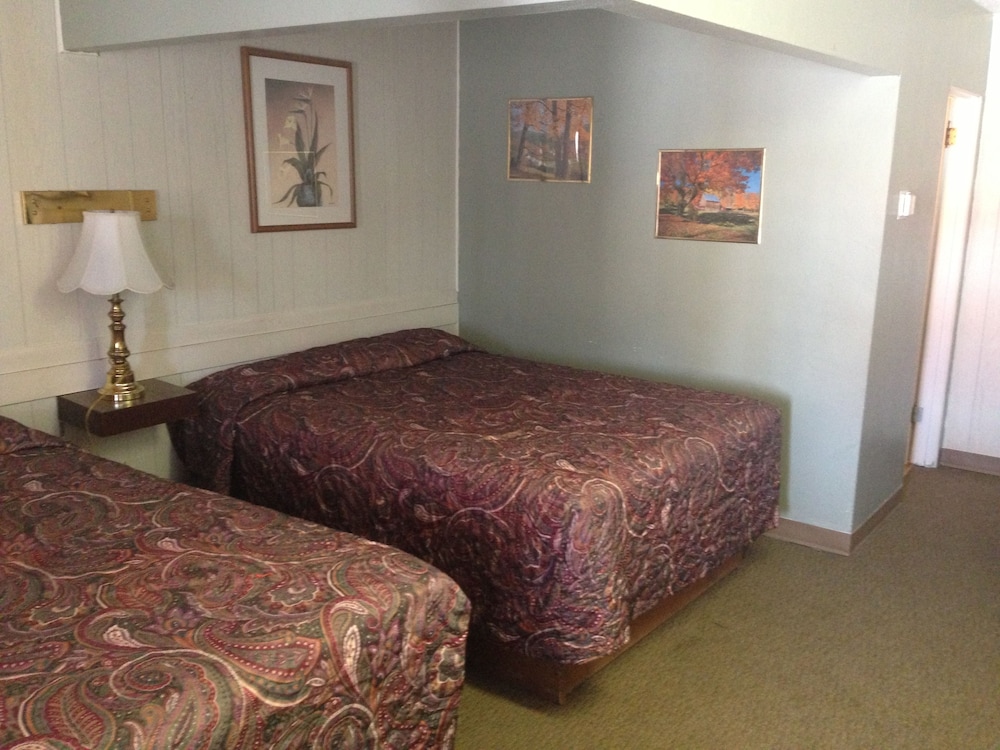 Jamestown Motel - photo 15