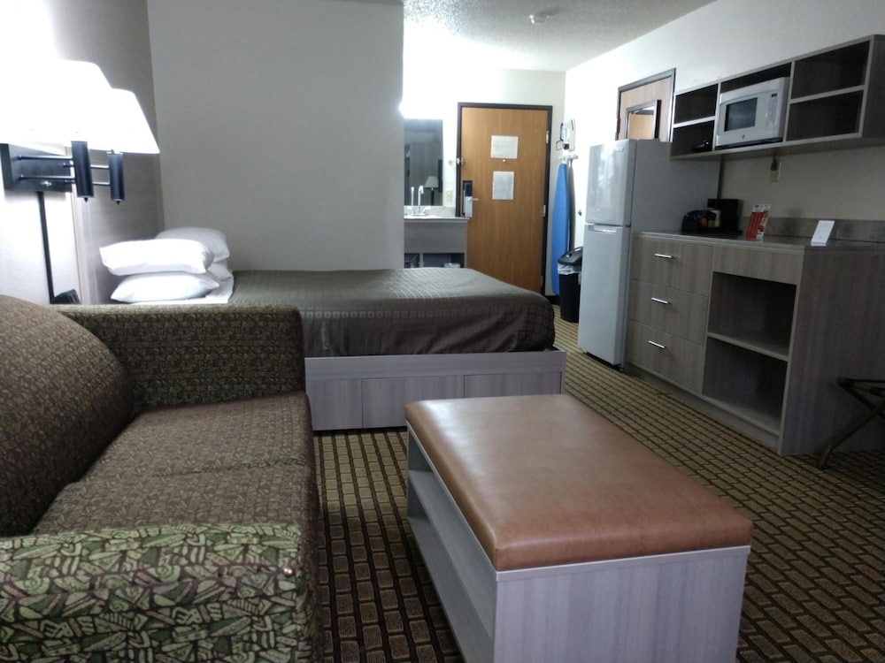 Park Inn by Radisson Maryville - photo 25