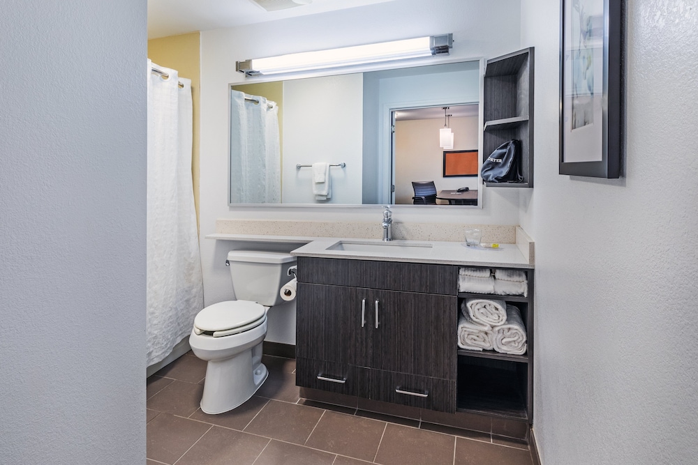 Candlewood Suites Hattiesburg by IHG - photo 11