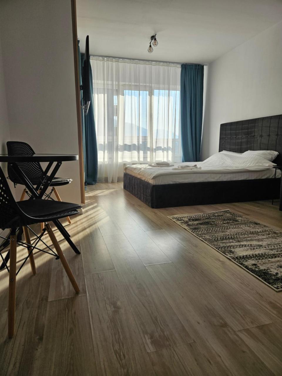 Garsoniera Studio 20 — 4-Star Luxury Hotel in Brasov, Romania