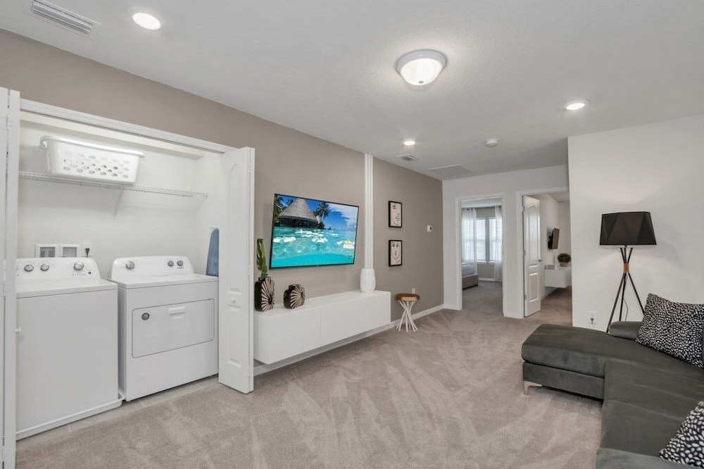 Brand New Home In Top Rated Resort Solterra 5 Bedroom Townhouse by Redawning - photo 48