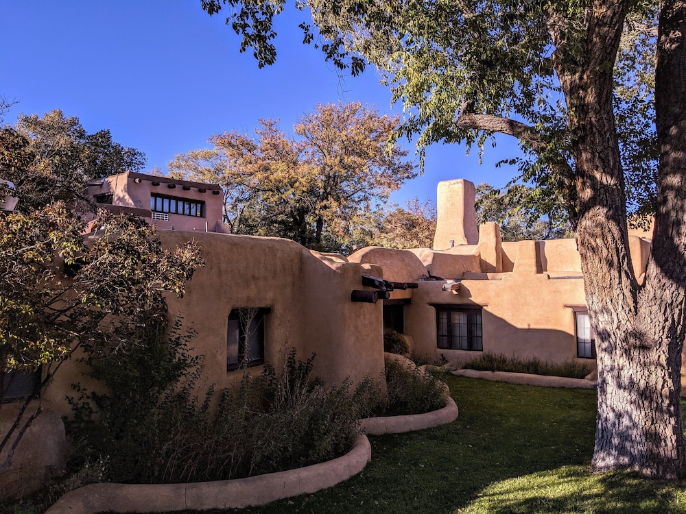 Sagebrush Inn & Suites - photo 165