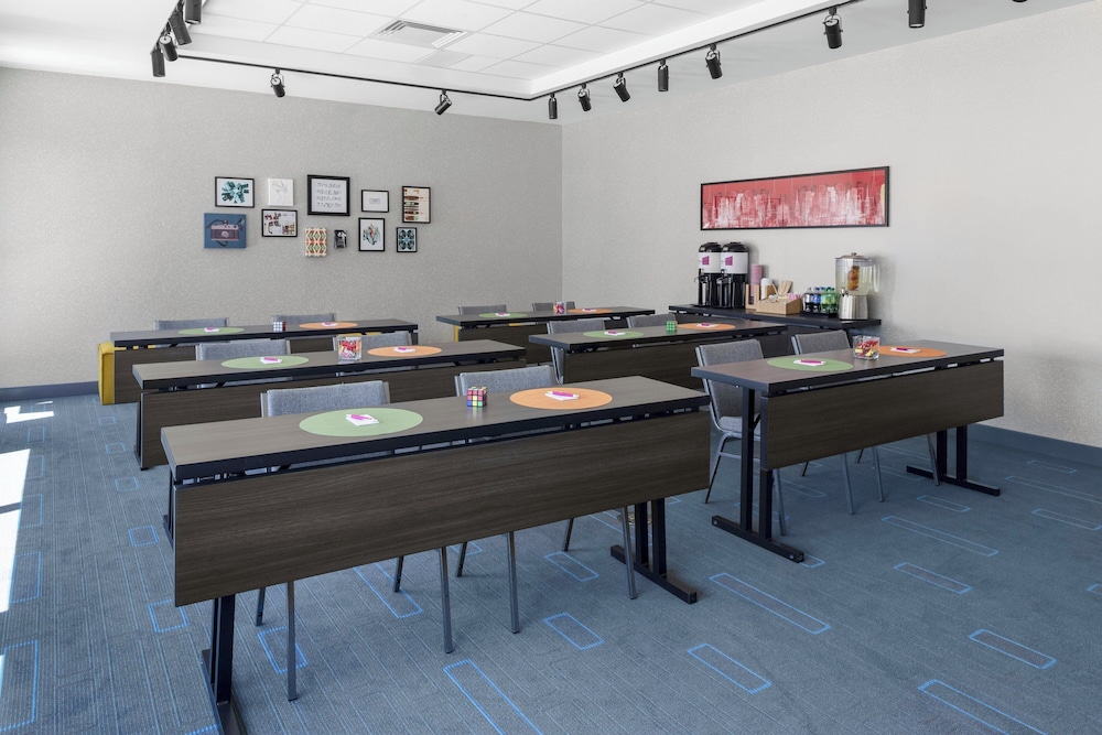 Aloft Glendale at Westgate - photo 31