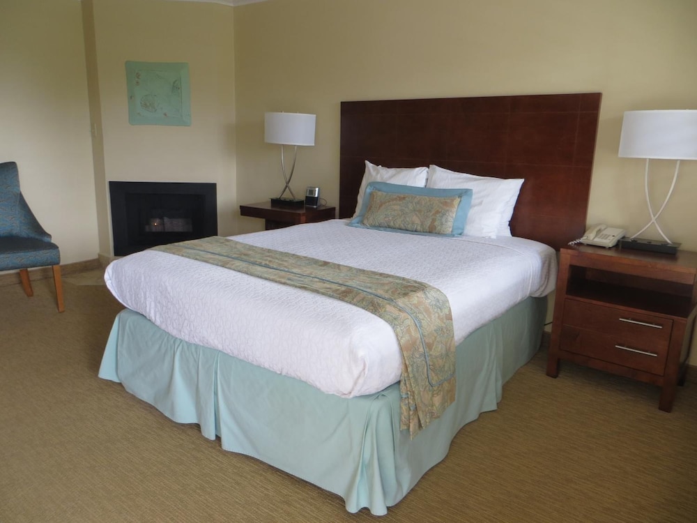 Carmel Bay View Inn - photo 12