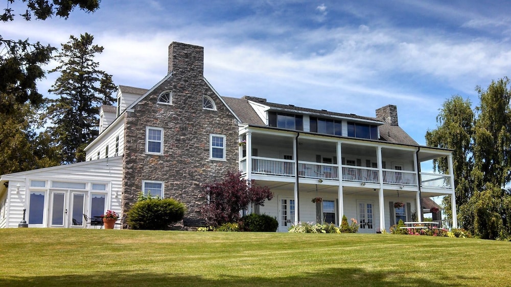 Valcour Inn & Boathouse - photo 68