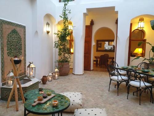 Riad Aslan Place des épices en exclusivité wifi — 4-Star Luxury Hotel in Marrakesh, Morocco