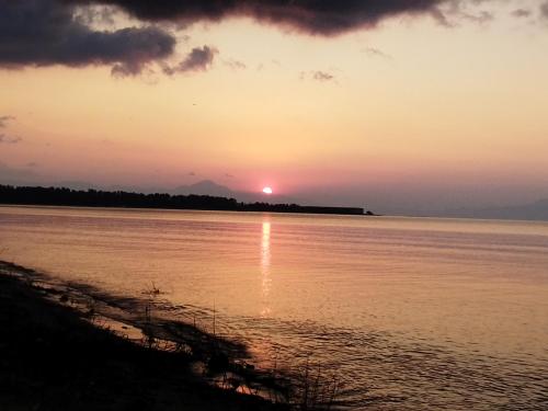 臨湖荘 — 4-Star Luxury Hotel in Takashima, Japan