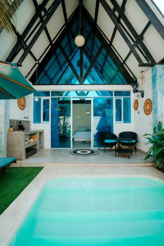 Villa on Air — 4-Star Luxury Hotel in Gili Air, Indonesia