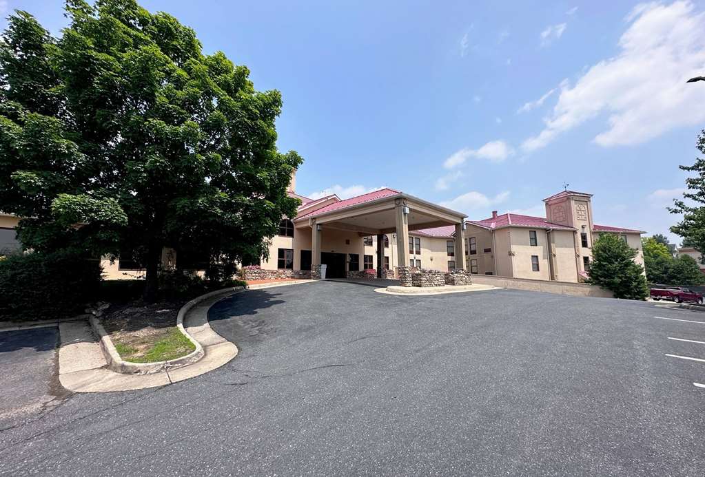 Wingate By Wyndham Waynesboro — Waynesboro