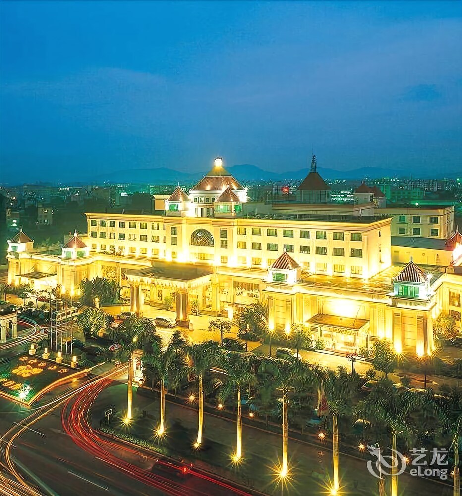 Metropolitan Yijing Hotel — 4-Star Luxury Hotel in Dongguan, People's Republic of China