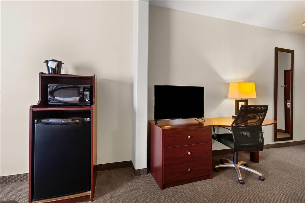 Sleep Inn & Suites Bush Intercontinental IAH East - photo 17