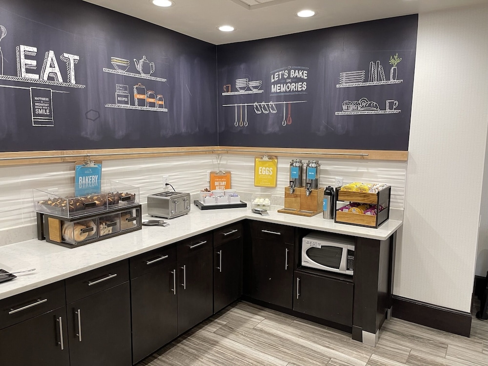 Hampton Inn Buffalo Hamburg - photo 33