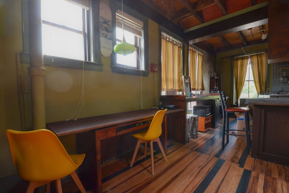 Michie Hostel - photo 31
