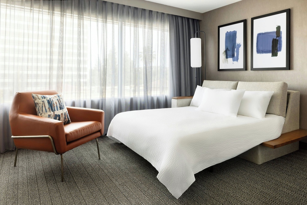 Courtyard by Marriott Los Angeles Woodland Hills - photo 8
