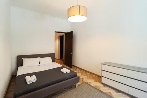 Stylish 3BR Apt near Mziuri Park By Wehost