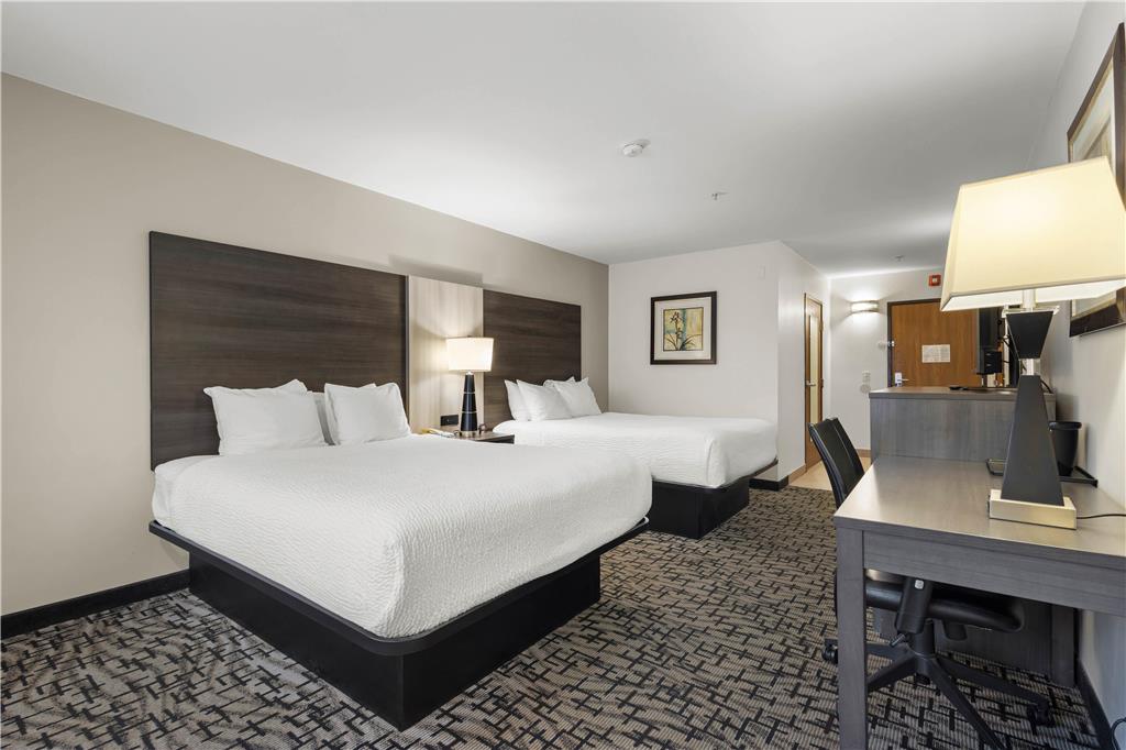 Best Western Crown Inn & Suites - photo 9