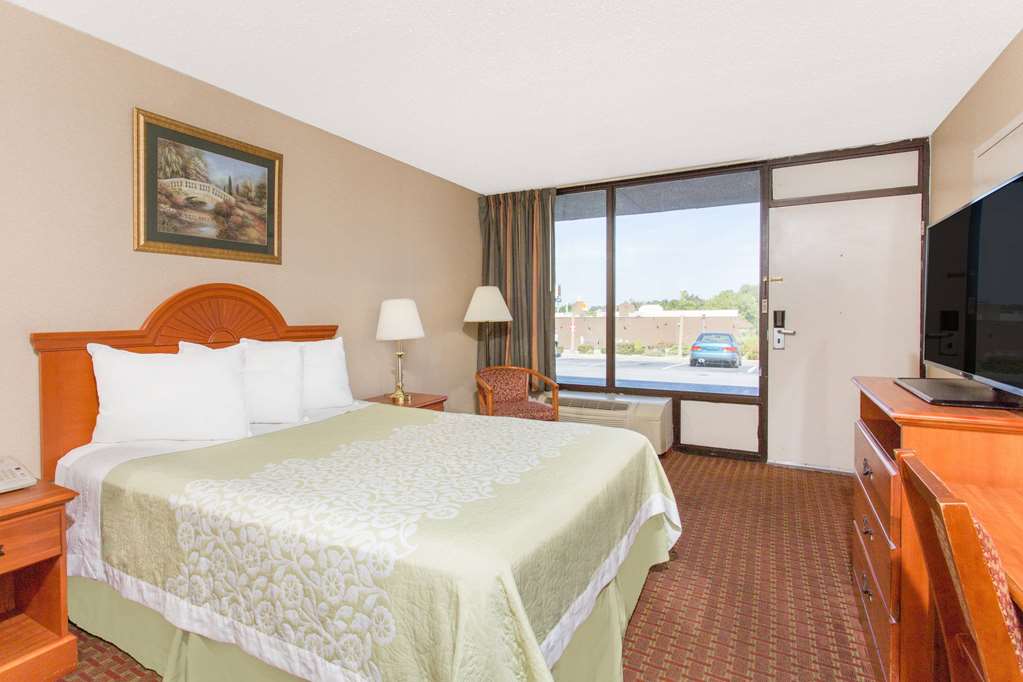 Days Inn by Wyndham Princeton - photo 4