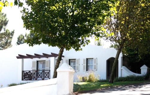 Zevenwacht Cottages — 4-Star Luxury Hotel in Cape Town, South Africa