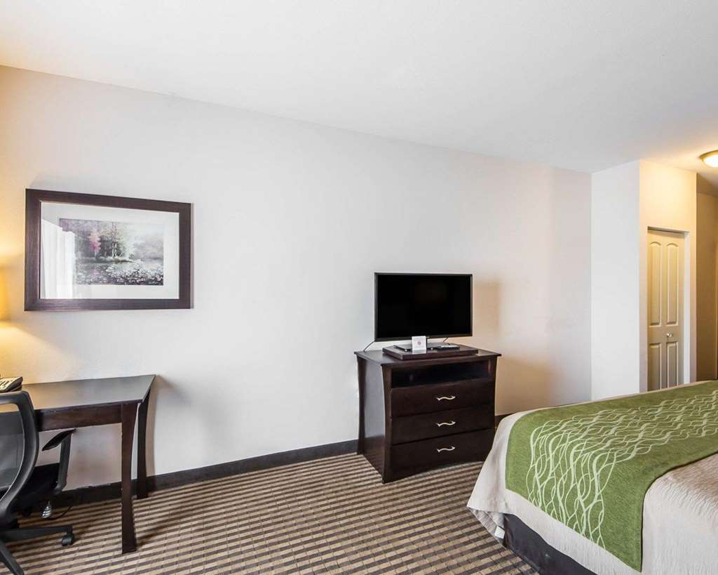 Comfort Inn & Suites Alva - photo 12