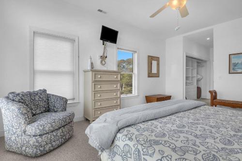 Beachfront Bliss by Oak Island Accommodations - photo 26