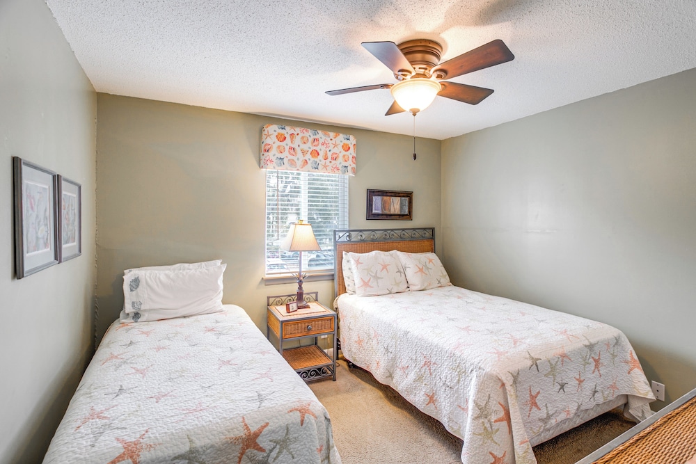 Resort style Condo in St Simons 1 Mi to Pier - photo 5
