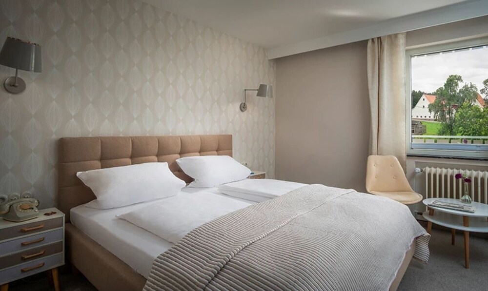 Hotel Sonnenhof — Neuweiler — photo 2
