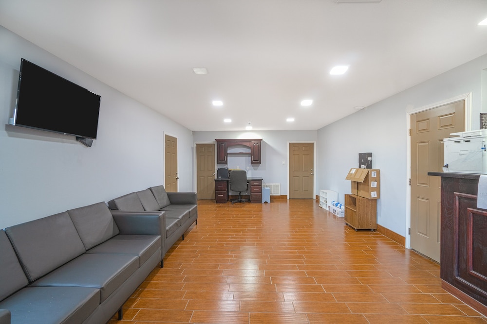 Days Inn by Wyndham Aransas Pass - photo 6